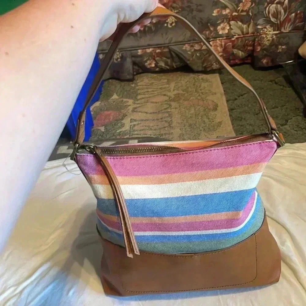 Fossil Handbag - Picture 1 of 6